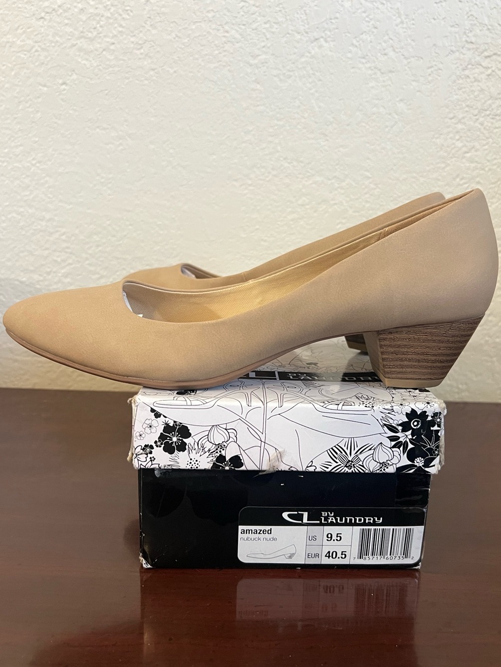 CL by Laundry Nilah Nude Block Heel Pumps Women’s 9.5M